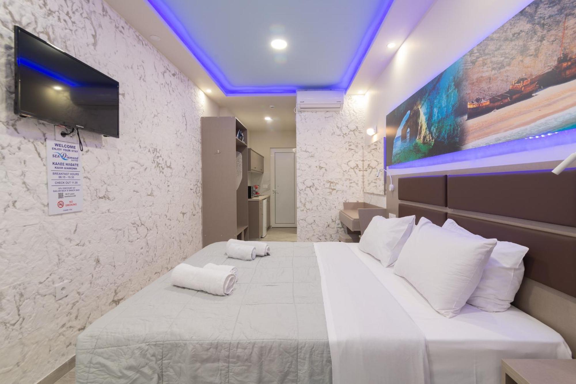Sea Diamond Suites Laganás Eksteriør bilde